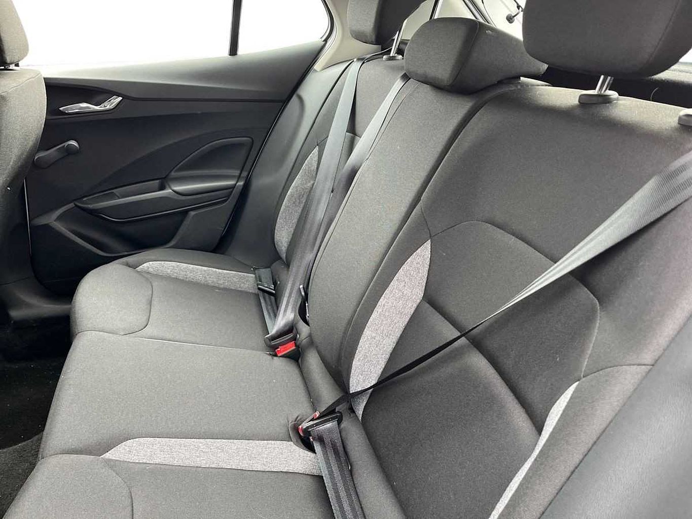 SKODA Fabia 1.0 MPI (80ps) SE Comfort 5-Dr Hatchback